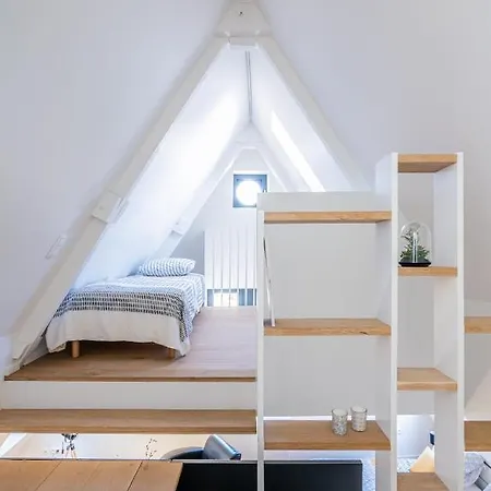 La Camuche De Rene Desclee, Duplex Neuf De 75 M2 Avec Une Grande Terrasse Au Sud Et Au Calme