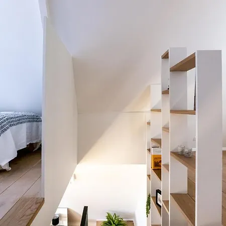 La Camuche De Rene Desclee, Duplex Neuf De 75 M2 Avec Une Grande Terrasse Au Sud Et Au Calme 公寓式酒店 图尔奈